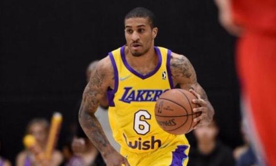 也凸显了斯 也凸显了斯