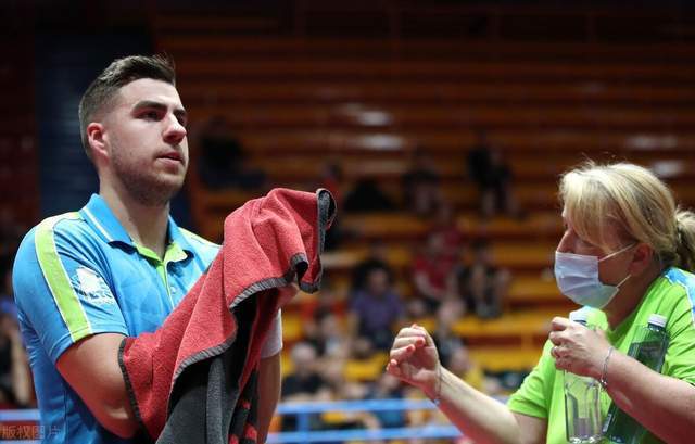 高臂展与柔 高臂展与柔