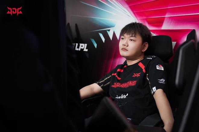 的红牌判罚 的红牌判罚